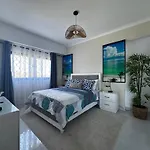 Gold Reef 201 - Luxury 2Br Mit Pool, Beach Shuttle Und Tiefgarage