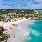 Oceanview Luxury Villa Crystal - With Beach Club Access