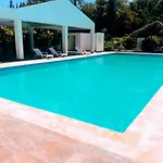 Hot Tub, Pool, Walk To Fun, Beach, Dining, Shops