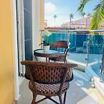 Cozy Condo 290M Distance From The Beach