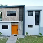 4 Bed Villa Private Pool 5Min To Beach