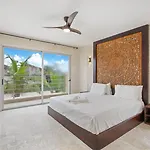 Villa De Lujo En Cap Cana - Higuana 49 Con Playa Privada Y Piscina