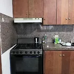 Beachside Private Room & Private Bathroom In Spacious Apartment