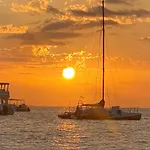 The Perfect Place For Holiday In Los Corales Rd