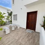Aventura Tropical - Villas And Suites - Playa Los Corales
