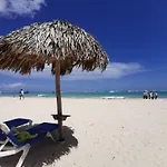 Caribbean Oasis - Villas And Apartments - Playa Los Corales