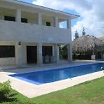 Cocotal Bavaro 460
