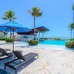 Apartments @ Soto Grande Beachfront
