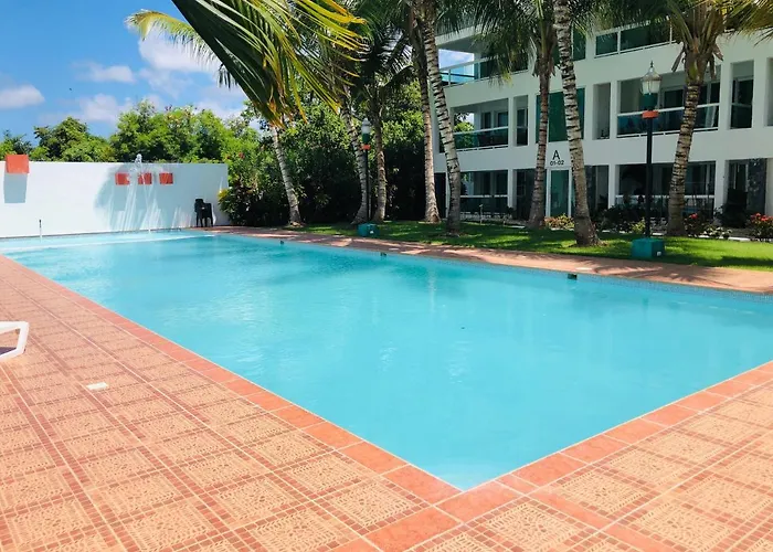 Sunny Confortable Apartment At The Caribe