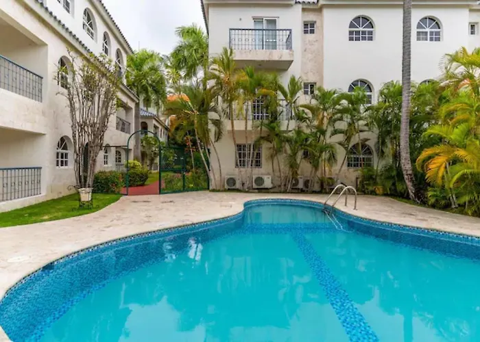Cozy 2 Bdr Condo, With Pool Area And Free Wifi