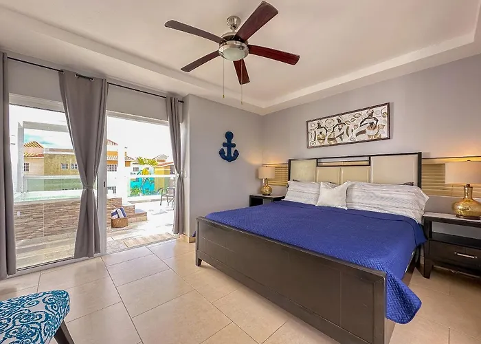 Gorgeous 1 Bedroom Ph Apartment W Jacuzzi