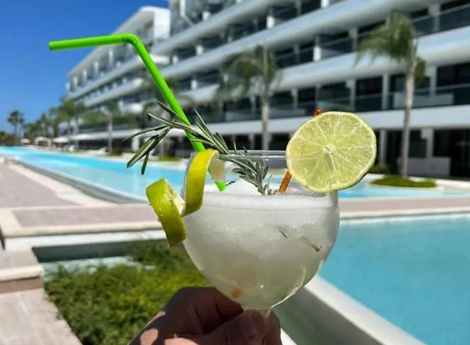 Cana Rock Star Luxury Condo, Casino, Golf, Beach In Hard Rock Area