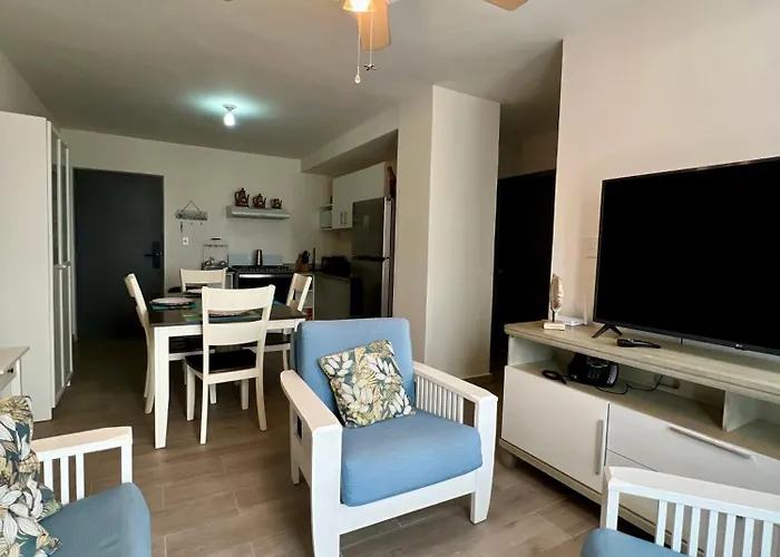 Great 3 Bed 2 Bad With Pool