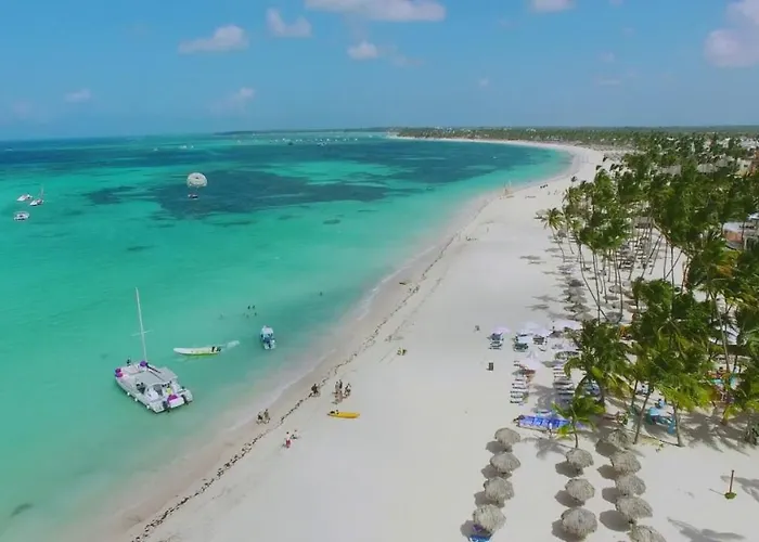 Los Corales Luxury Villas Beach Club And Spa