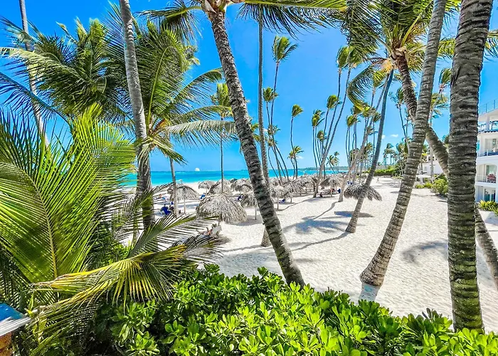 Tropical Adventure Sol Caribe Studios Pool Suites Beach Club & Spa