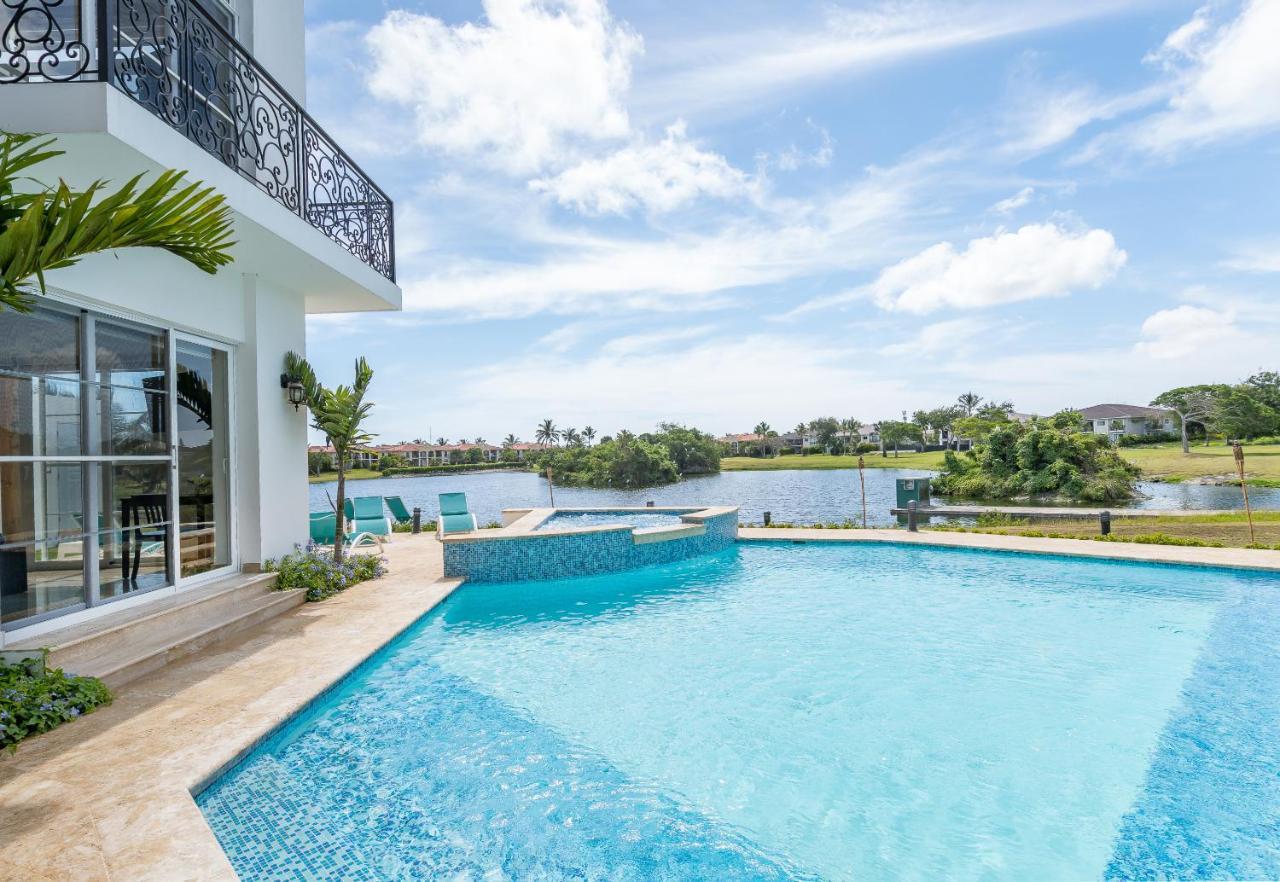 Amazing Private With Chef And Maids Villa
