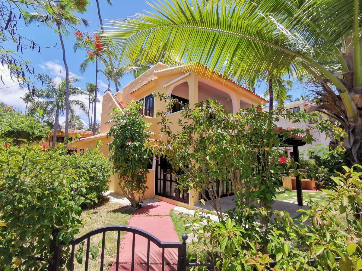 Penthouse Las Terrazas On Bavaro Beach Pool Wifi Bbq 6guests Parking Pickup Apartamento