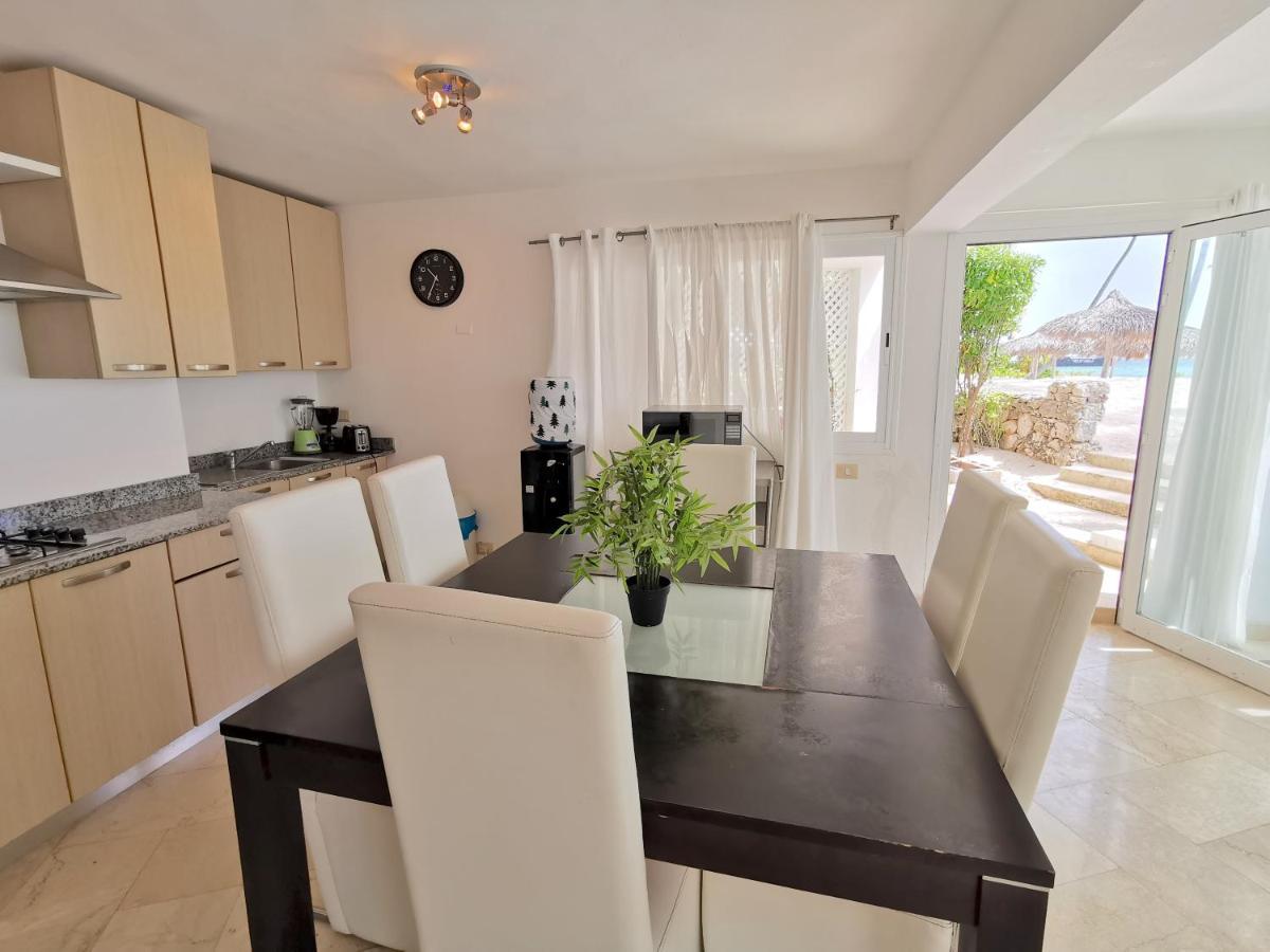 Villa Beachfront Ocean View 8 People Wifi Pickup *