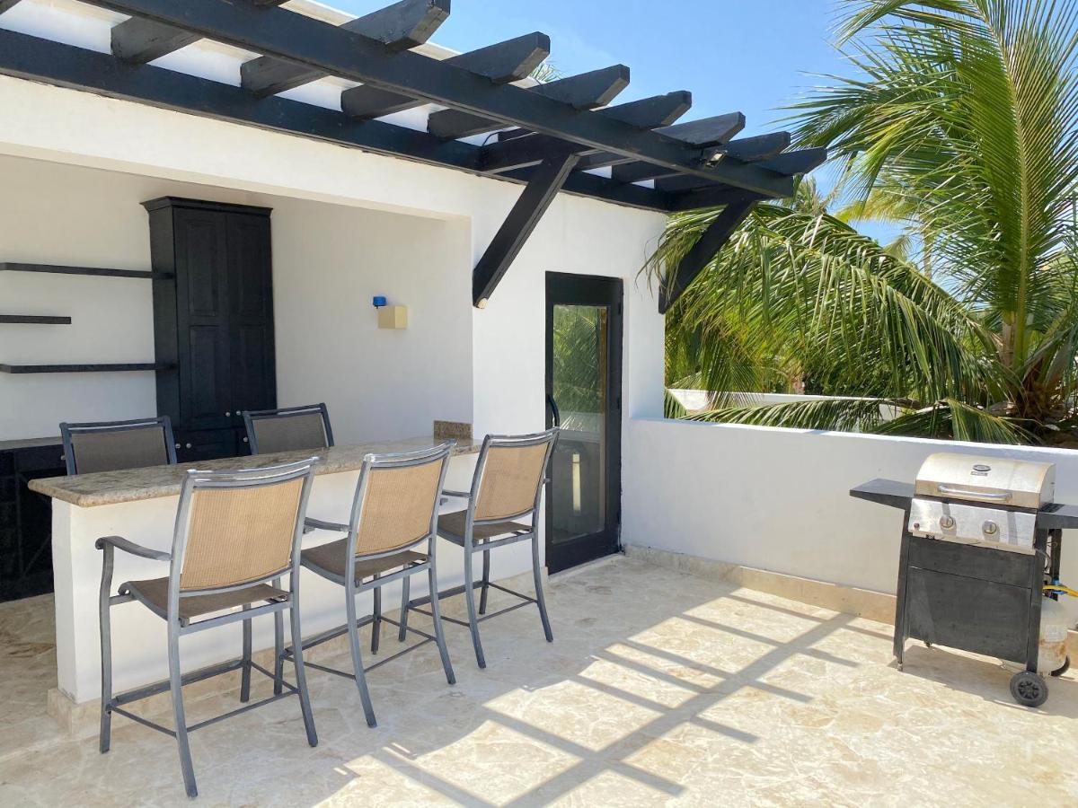 Deluxe Suites Chateau Del Mar - Swimming Pool And Jacuzzi - Bavaro Beach Apartahotel 4*