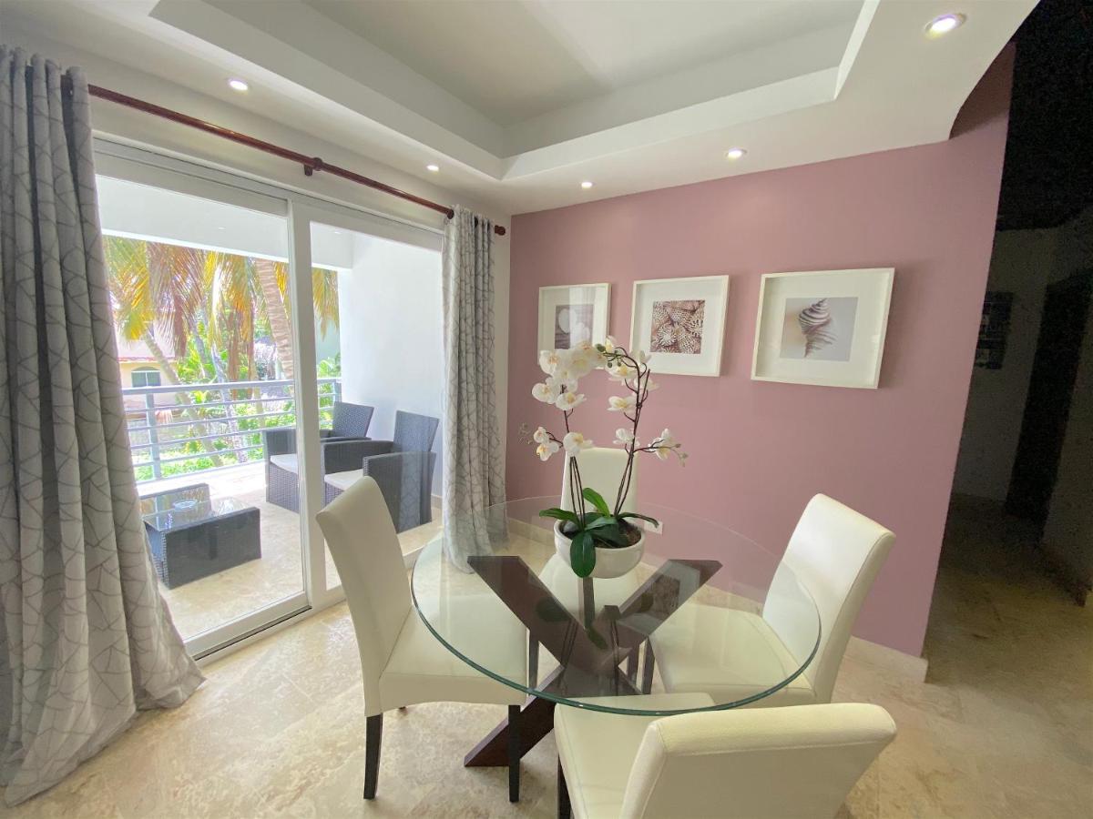 Apartahotel Deluxe Suites Chateau Del Mar - Swimming Pool And Jacuzzi - Bavaro Beach 4*