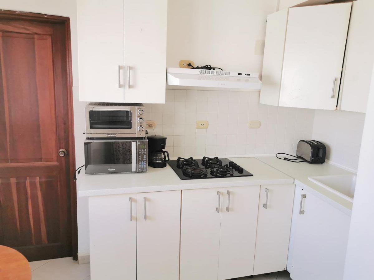 Increíble Casa Con Terraza Con Vistas Al Mar En Primera Línea De Playa Cocina Wifi Bbq Tv Toallas Playa * Punta Cana