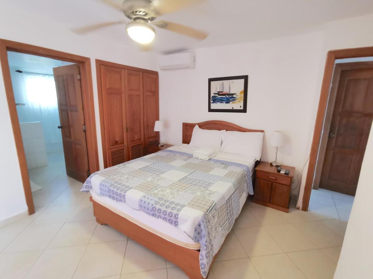 Villa Beach Holiday Los Corales Bavaro - 9 Guests Wifi Bbq-grill Pickup Punta Cana