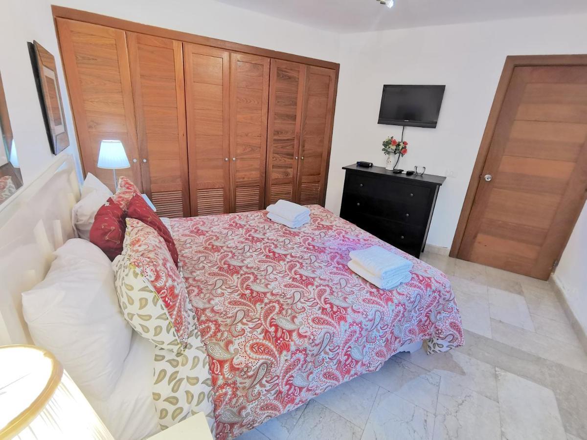 Ocean Front - Playa Bavaro 8 Guests Bbq Wifi Villa Punta Cana