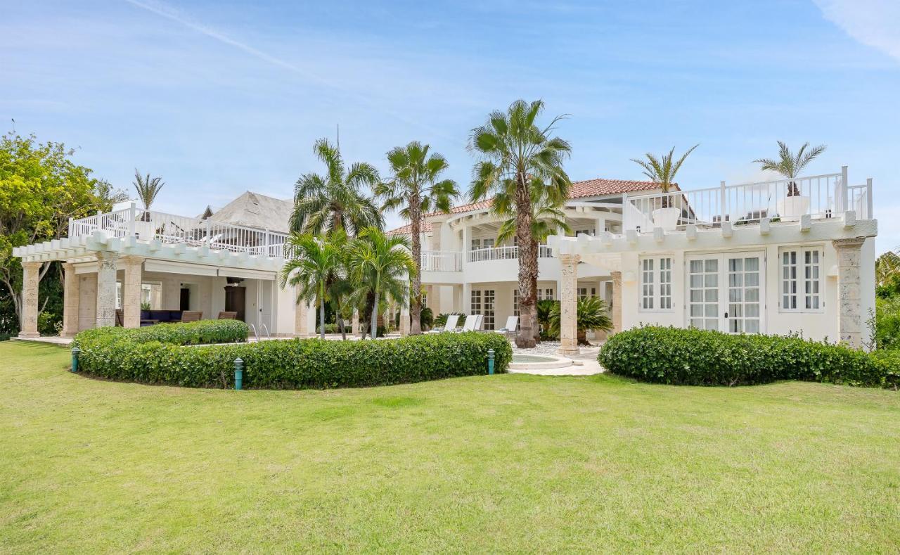 Paradise Luxury With Huge Pool And Jacuzzi Apartamento
