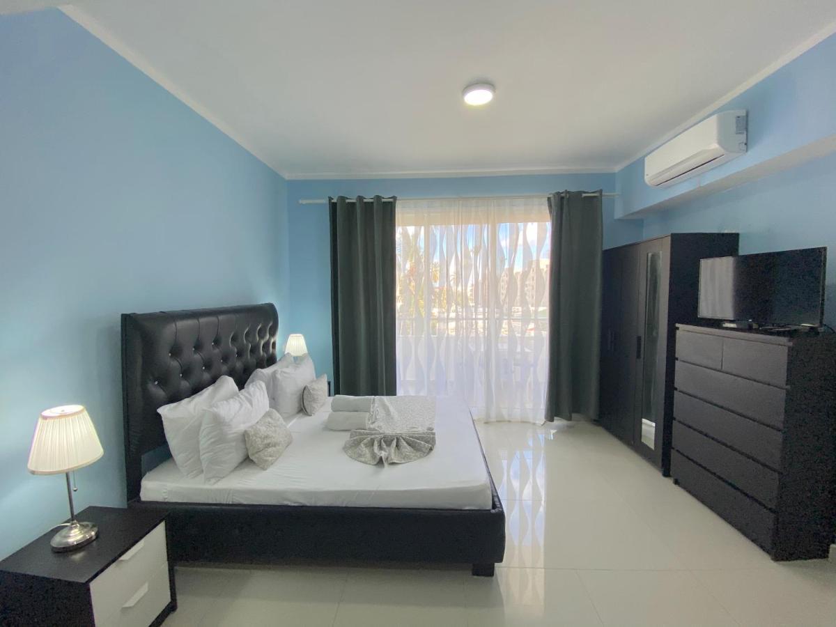 Apartahotel Rooftop Pool Ducassi Suites - Playa Bavaro - Free Wifi & Parking - Best Location 5*