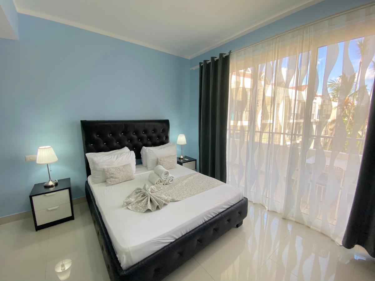 Rooftop Pool Ducassi Suites - Playa Bavaro - Free Wifi & Parking - Best Location Apartahotel 5*