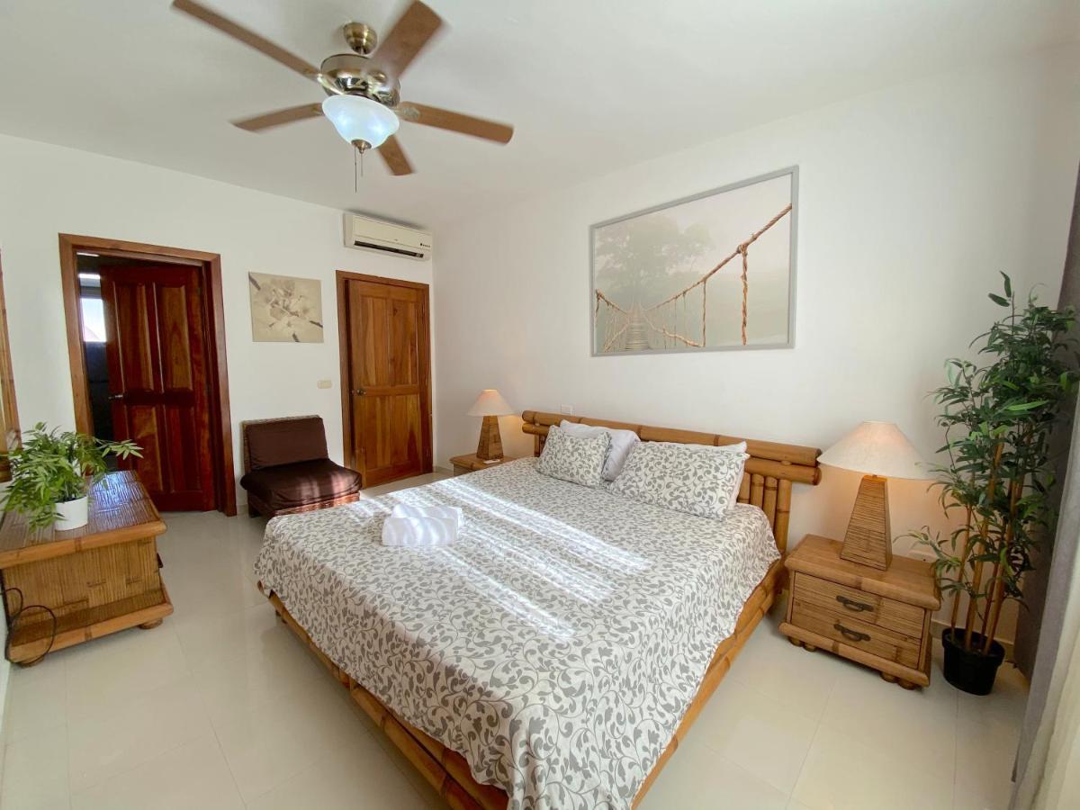 Hotel Tropical Village Los Corales