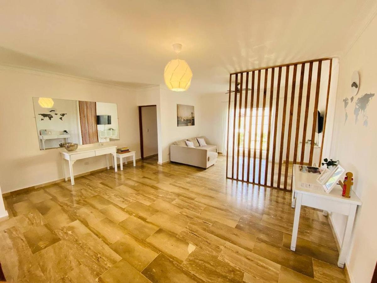 2 Rooms, 4 Beds, Pool, 5min White Apartamento Punta Cana