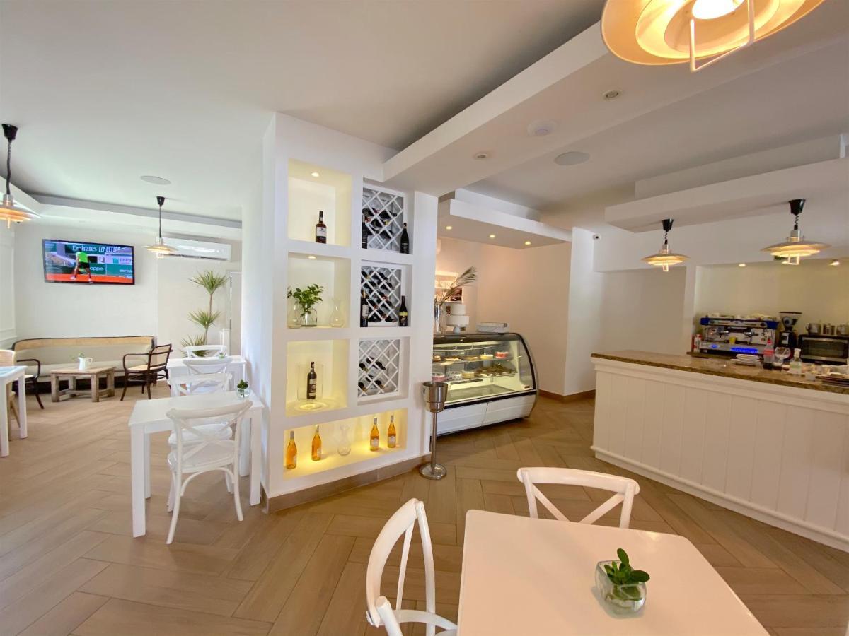 Truecost Deluxe Suites - Playa Bavaro - Free Wifi - Free Beach Club  Punta Cana