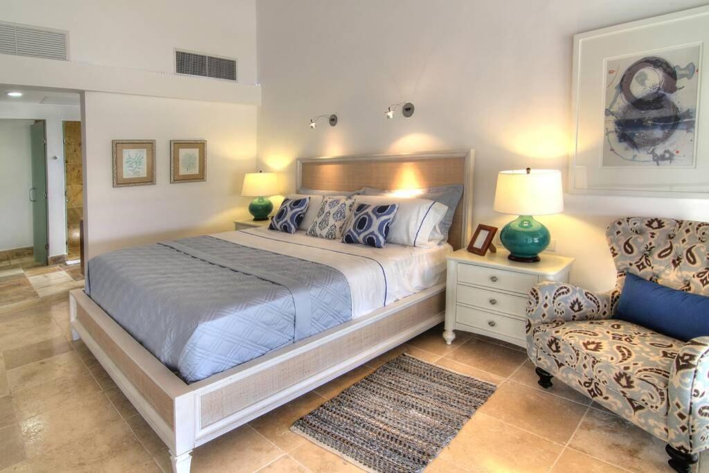 Beachfront Paradise Luxury Penthouse * Punta Cana