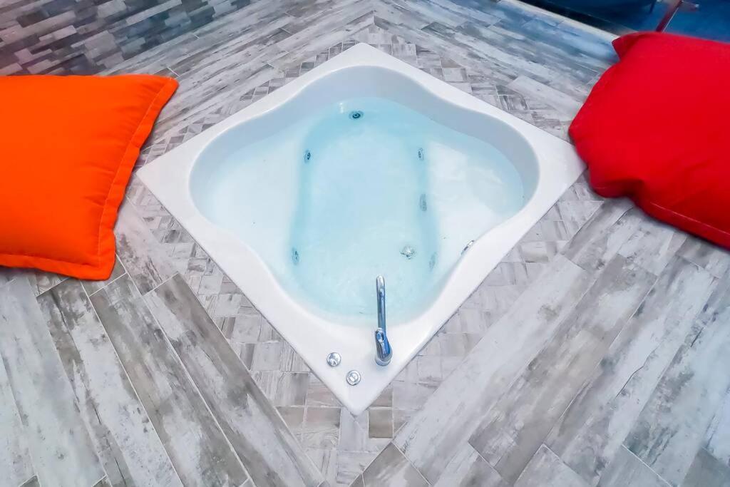 Luxury Party In A Private Area *