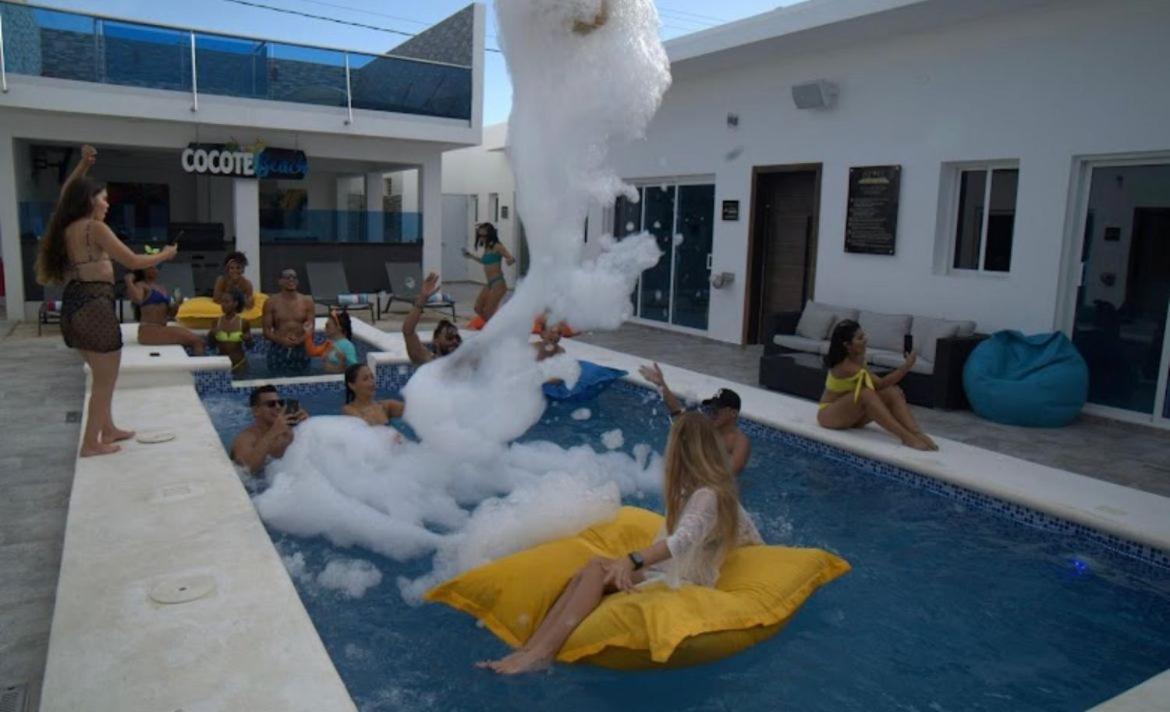 Luxury Party In A Private Area *