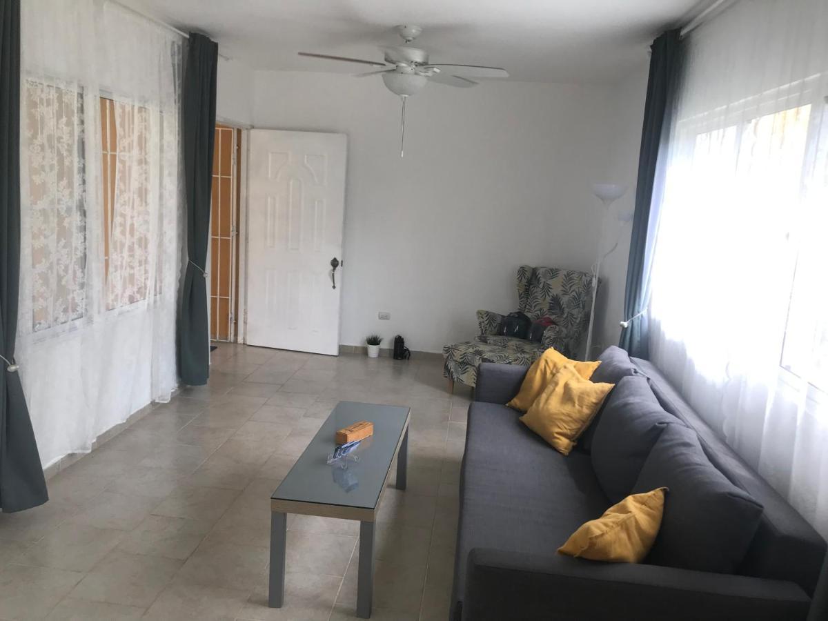 Apartamento And Scooter For Free *