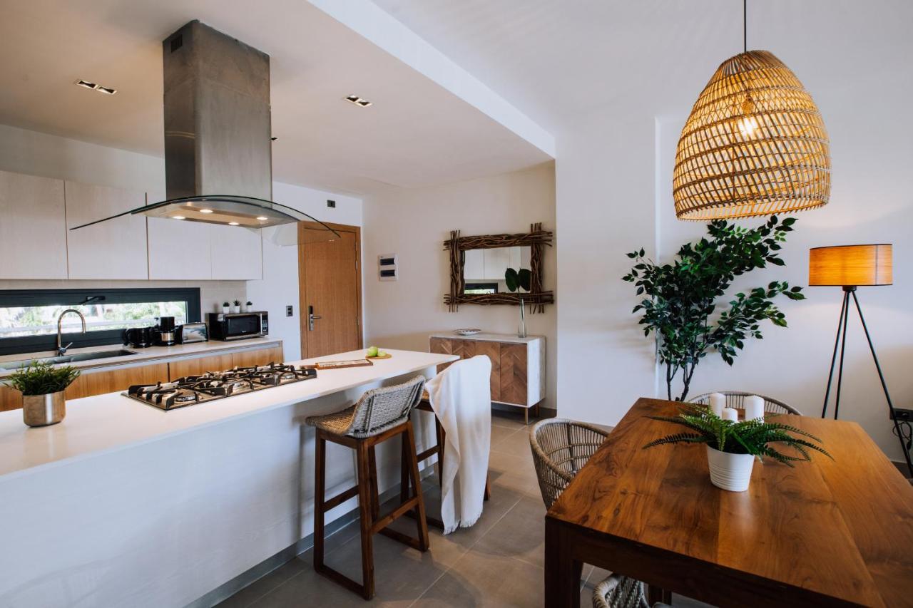 Gorgeous With Private Picuzzi Steps From Punta Cana