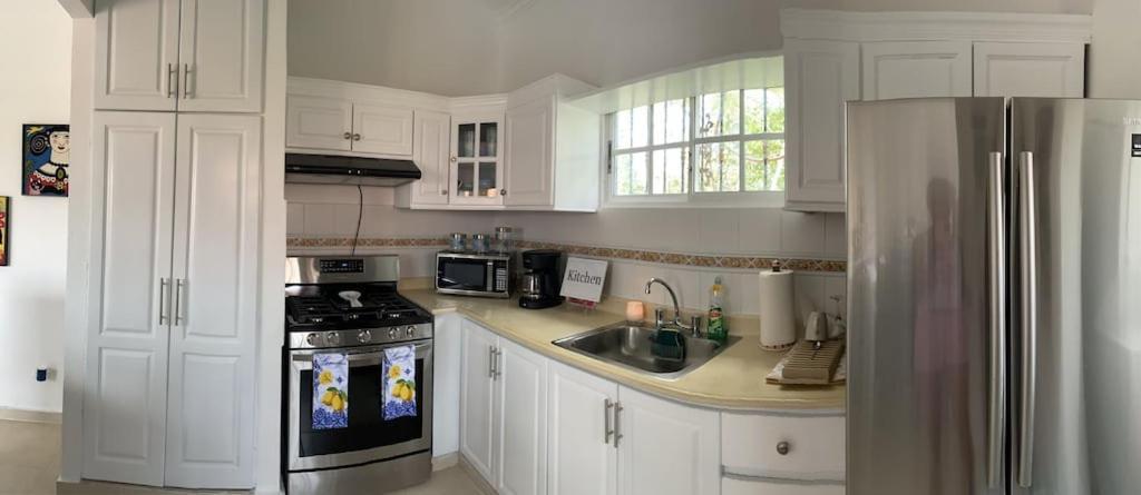 Luxury New 2bdr 2bath 10 Min Driving From The Airport And Beaches