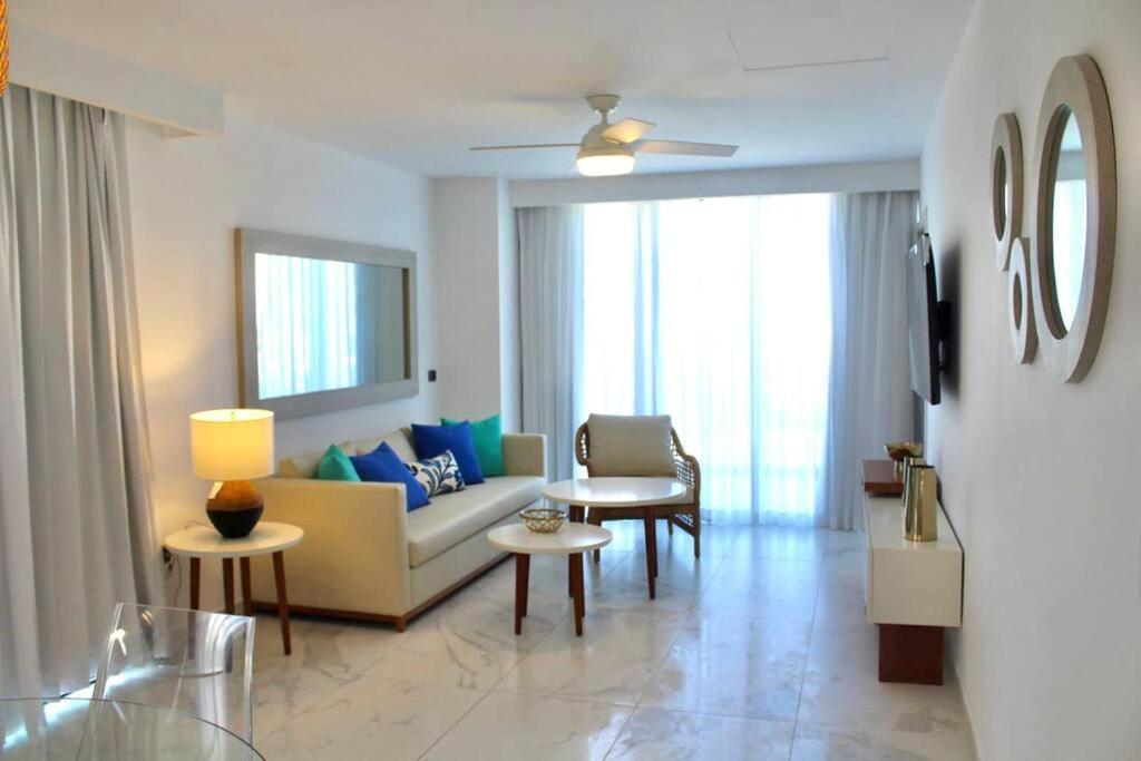 Penthouse En Exclusivo Complejo Cana Rock