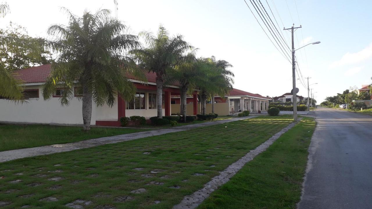 Bright At Wifiacelectironparking Punta Cana