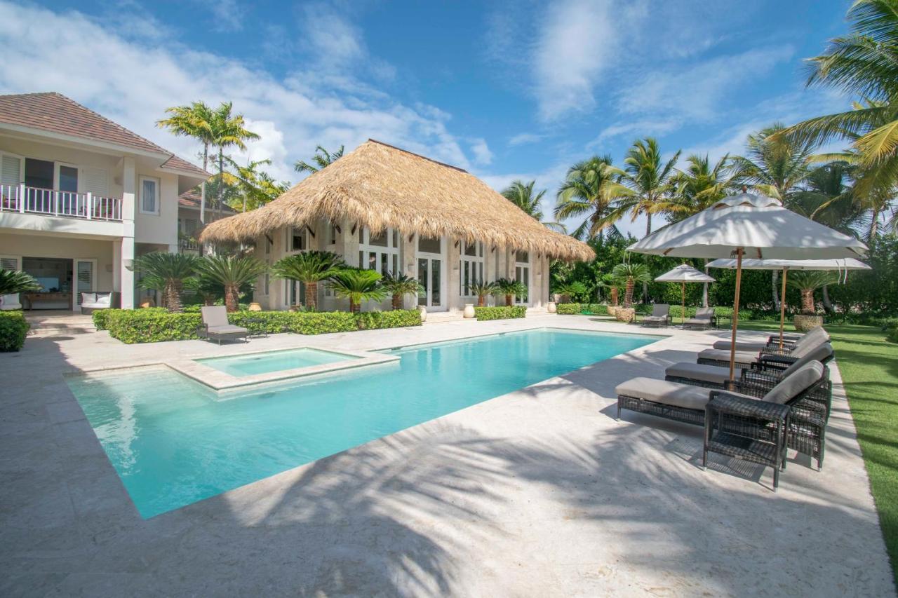Villa La Guappa - Ocean Front Luxury In Exclusive Golf And Beach Punta Cana