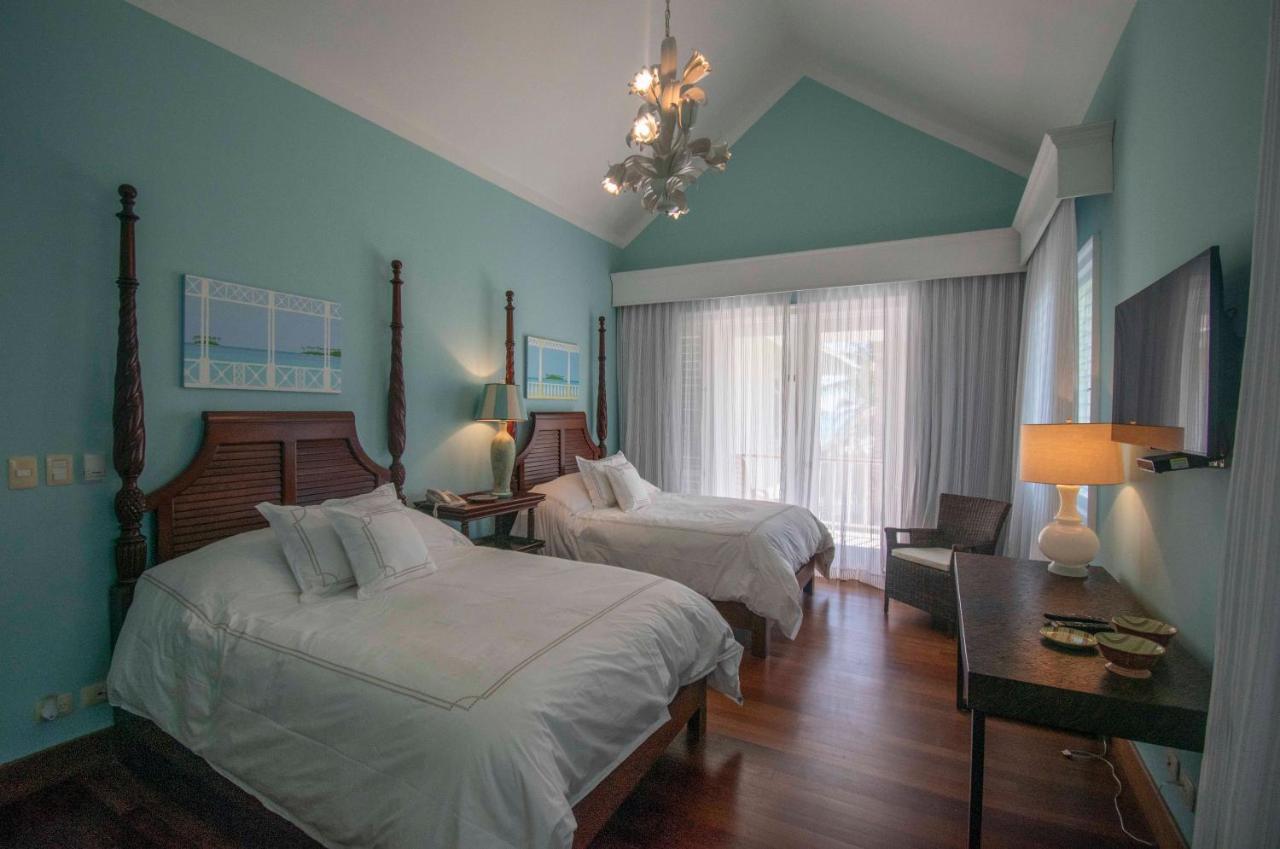 La Guappa - Ocean Front Luxury In Exclusive Golf And Beach Villa *