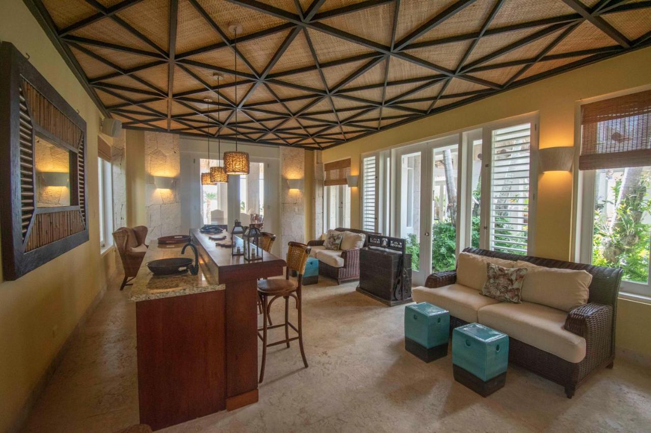Villa La Guappa - Ocean Front Luxury In Exclusive Golf And Beach Punta Cana