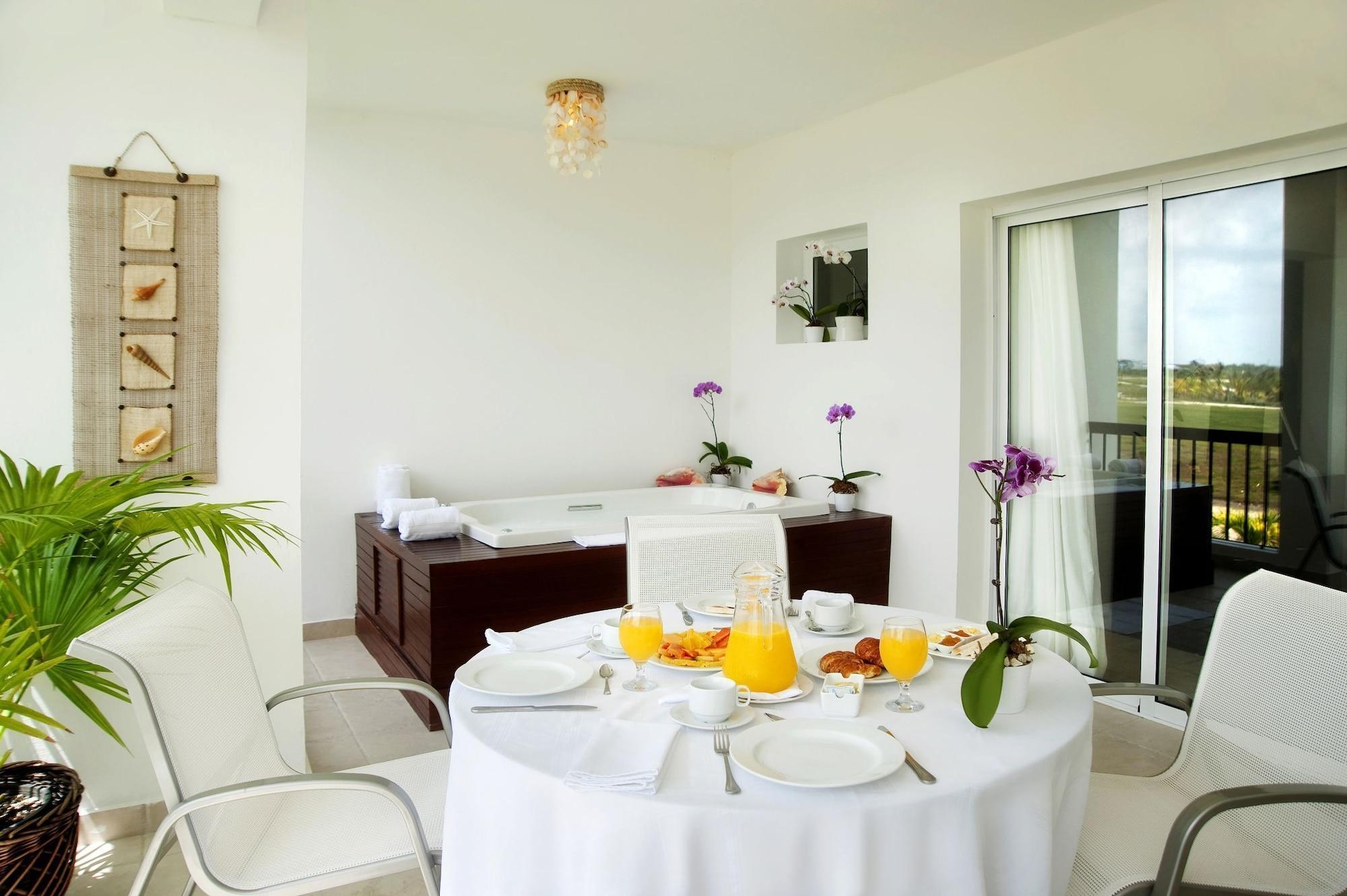 Apartahotel Karibo 3*