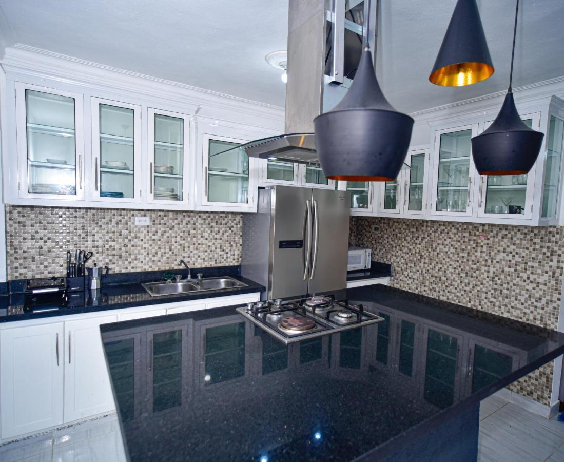 Acogedora Casa En Amueblada * Punta Cana