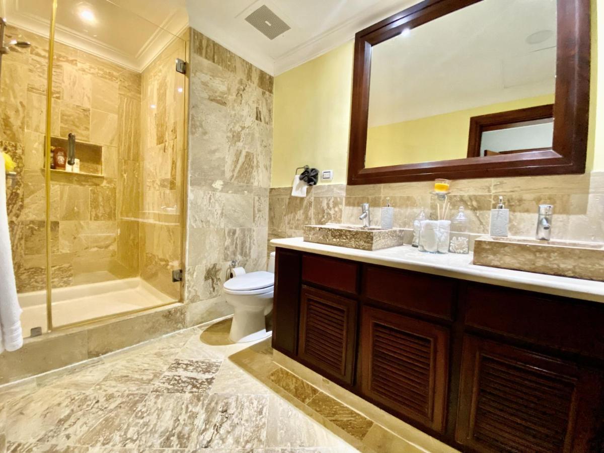 Amazing Beachfront Cap Cana, Apartamento Punta Cana