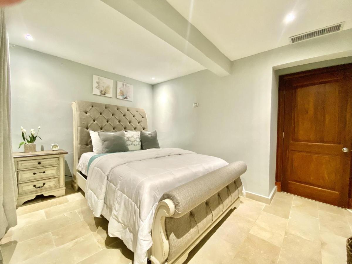 Amazing Beachfront Cap Cana, Apartamento Punta Cana