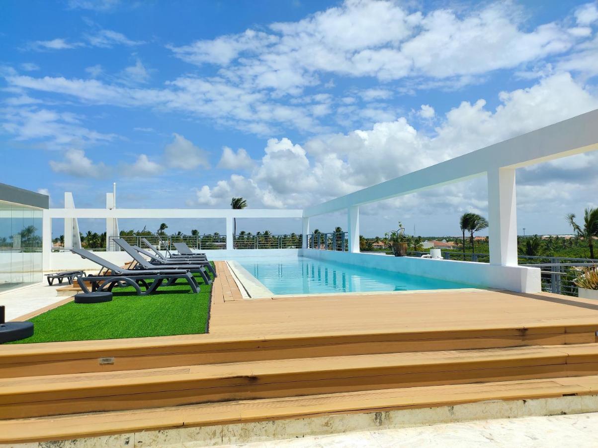 Apartahotel Tropical Suites With Rooftop Pool, Beach Club, Spa, Restaurants