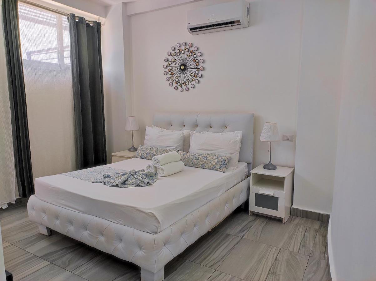 Apartahotel Tropical Suites With Rooftop Pool, Beach Club, Spa, Restaurants